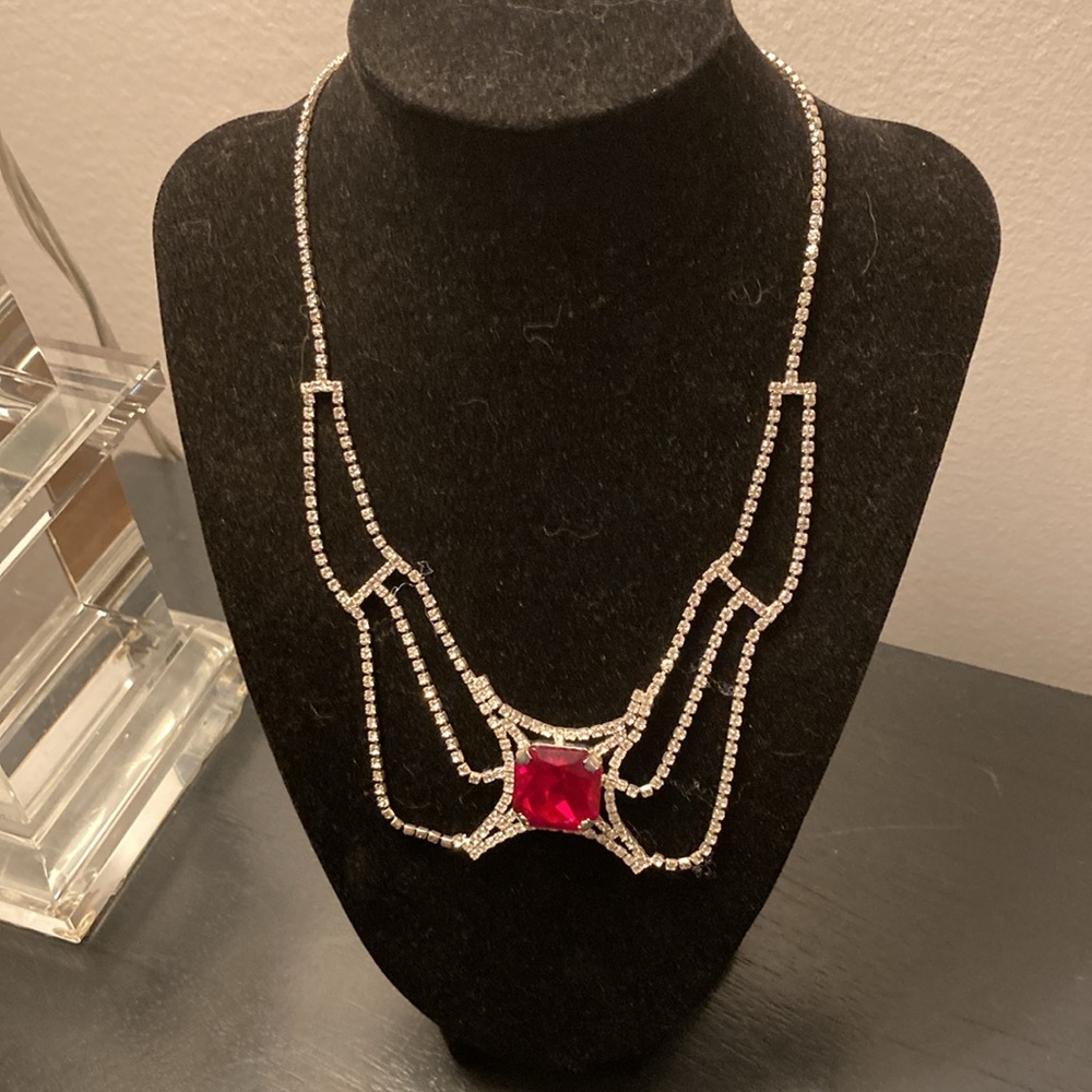 Vintage Choker W Red Stones